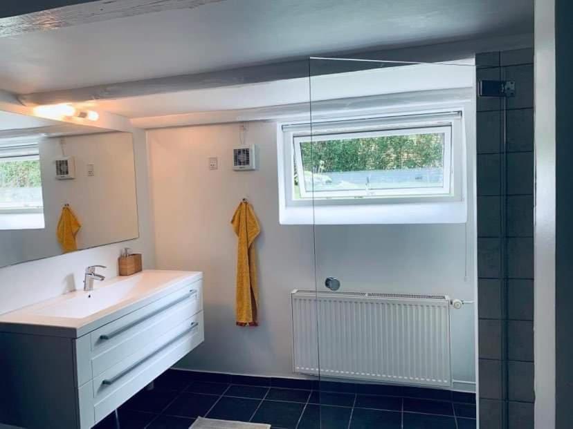 Room In A Danish Cottage With Garden View, 10 Min To Cph Gentofte Kommune Exterior foto
